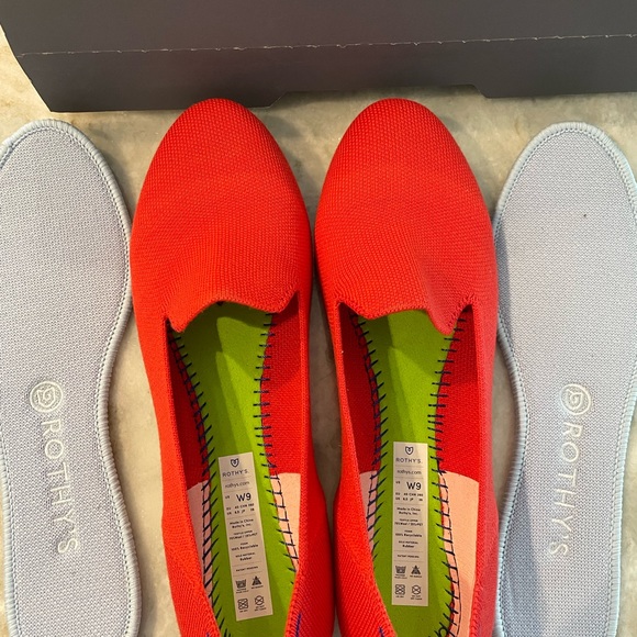 NIB Rothy’s Merino Loafers Blaze - Retired and Rare! - Picture 4 of 7